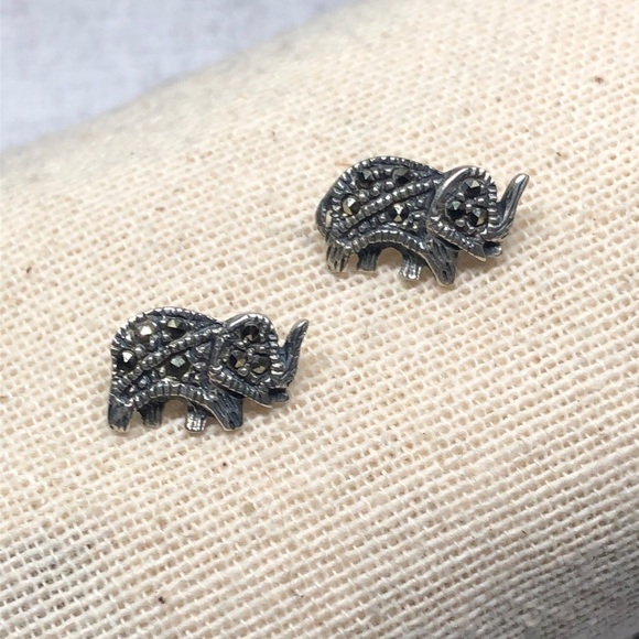 Sterling silver 925 marcasite small size elephant post earrings casual everyday. - Picture 2 of 6